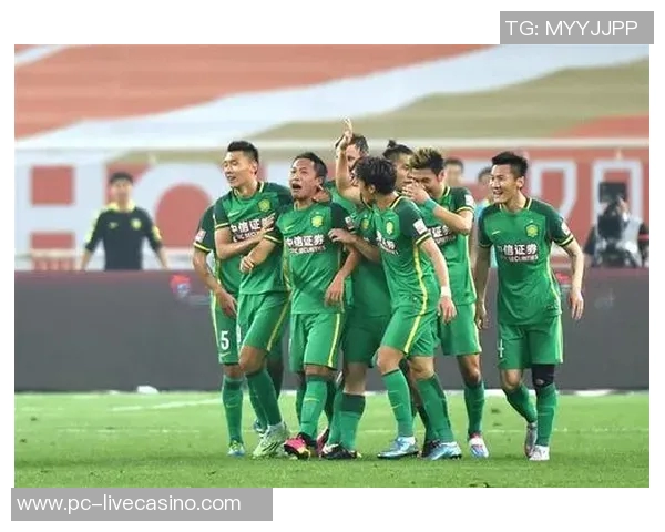 辽宁开新与鲁能的激烈对决展现中超联赛的竞争魅力与球队实力较量